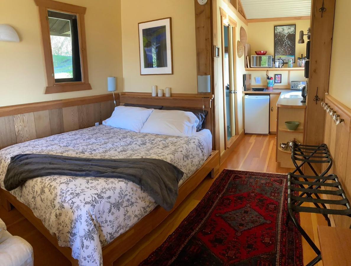 Blitz Beach House Oceanside Suite Powell River Exterior foto