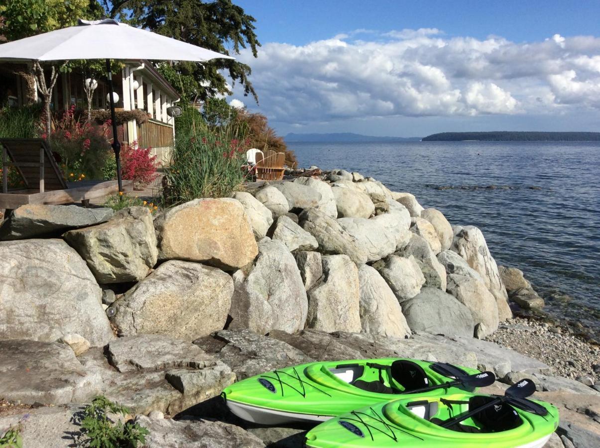 Blitz Beach House Oceanside Suite Powell River Exterior foto